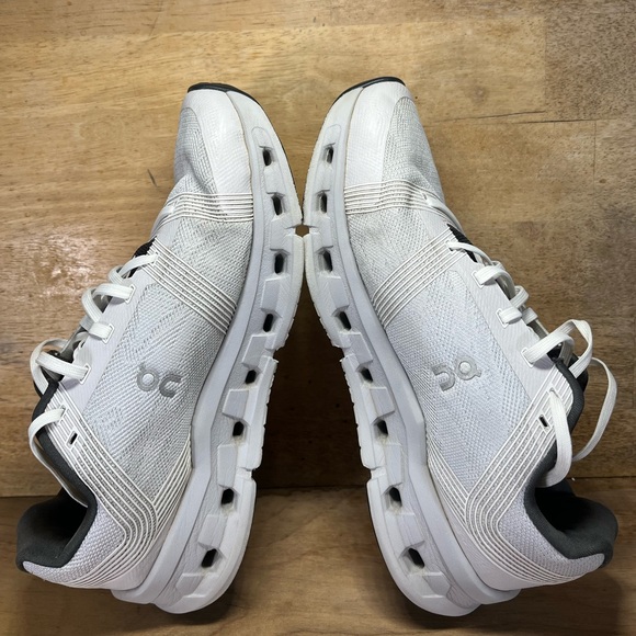 On CloudGo REFLECTIVE Womens Size 9 Running Shoes Sneakers White Glacier Gray - Picture 6 of 12